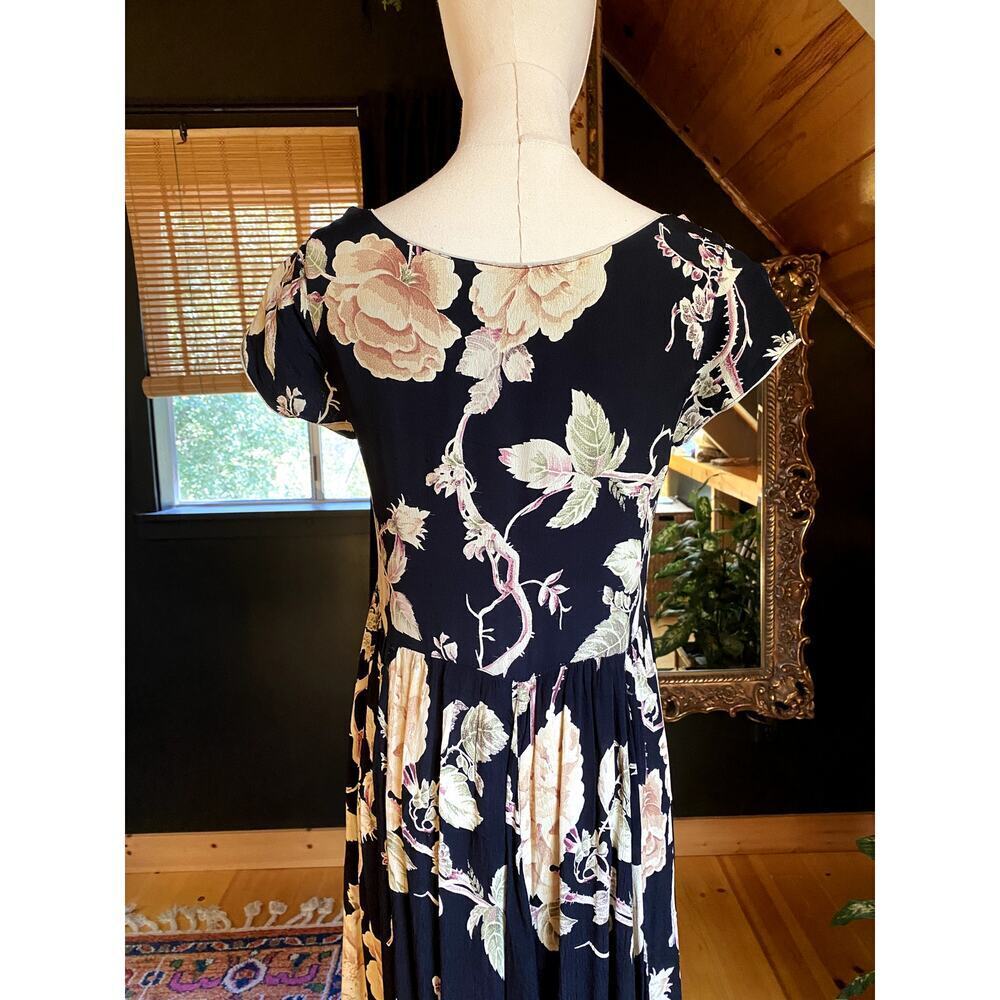 Vintage Dress Floral - Picture 7 of 9